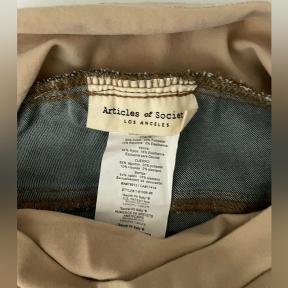 NWT Articles of Society Maternity Jeans (27) - Picture 4 of 6
